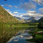 Andalsnes Og As אתר קמפינג *