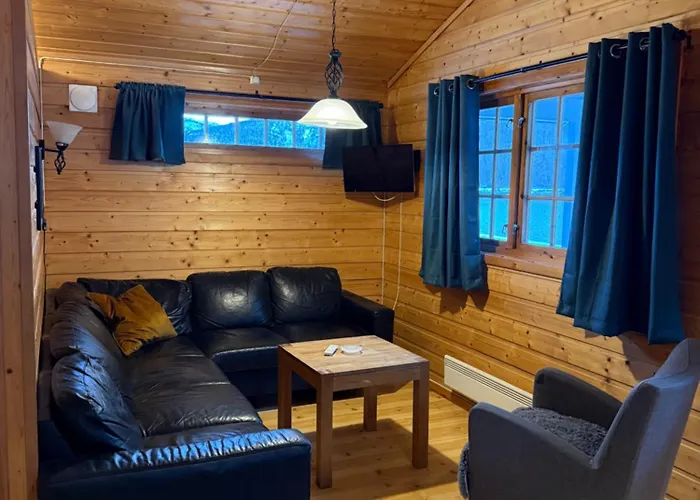 Andalsnes Og As Κάμπινγκ Veblungsnes